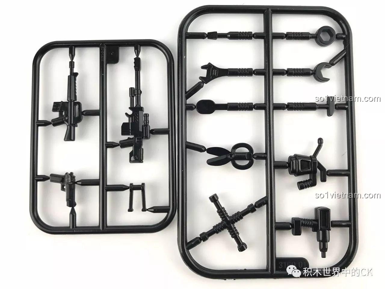 Bảng chi tiết vũ khí và phụ kiện của bộ lắp ráp mô tô quân sự Xingbao XB-06008, đa dạng và đầy đủ.