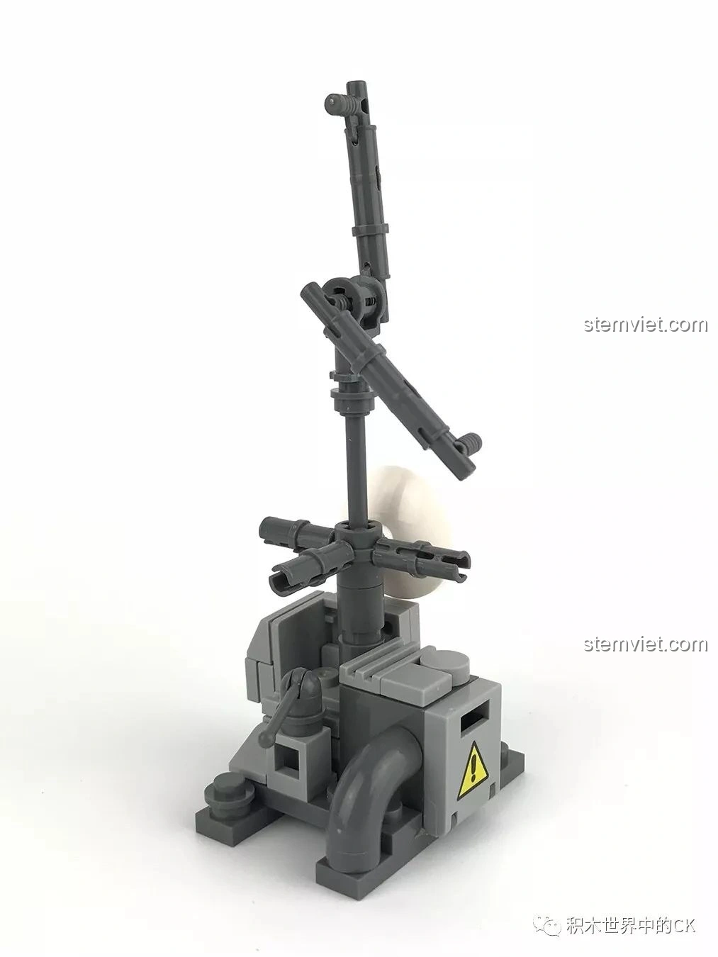 Góc nhìn khác của tháp thông tin XINGBAO XB-06008 Xe mô tô kèm thùng, chi tiết kỹ thuật, review XINGBAO XB-06008 Xe mô tô quân sự.