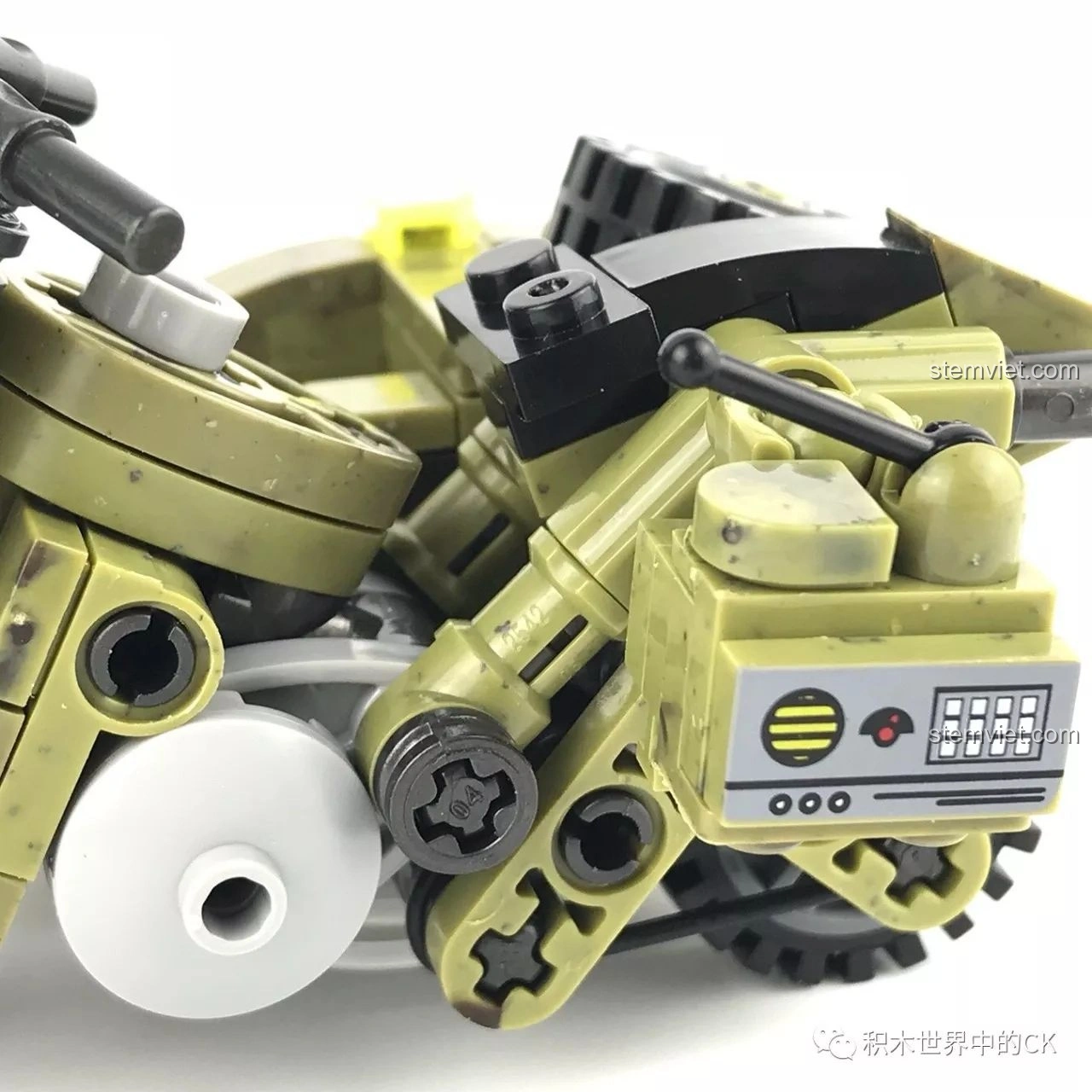 Cận cảnh logo bọ cạp trên thùng xe XINGBAO XB-06008 Xe mô tô kèm thùng, chi tiết in ấn, review XINGBAO XB-06008 Xe mô tô quân sự.