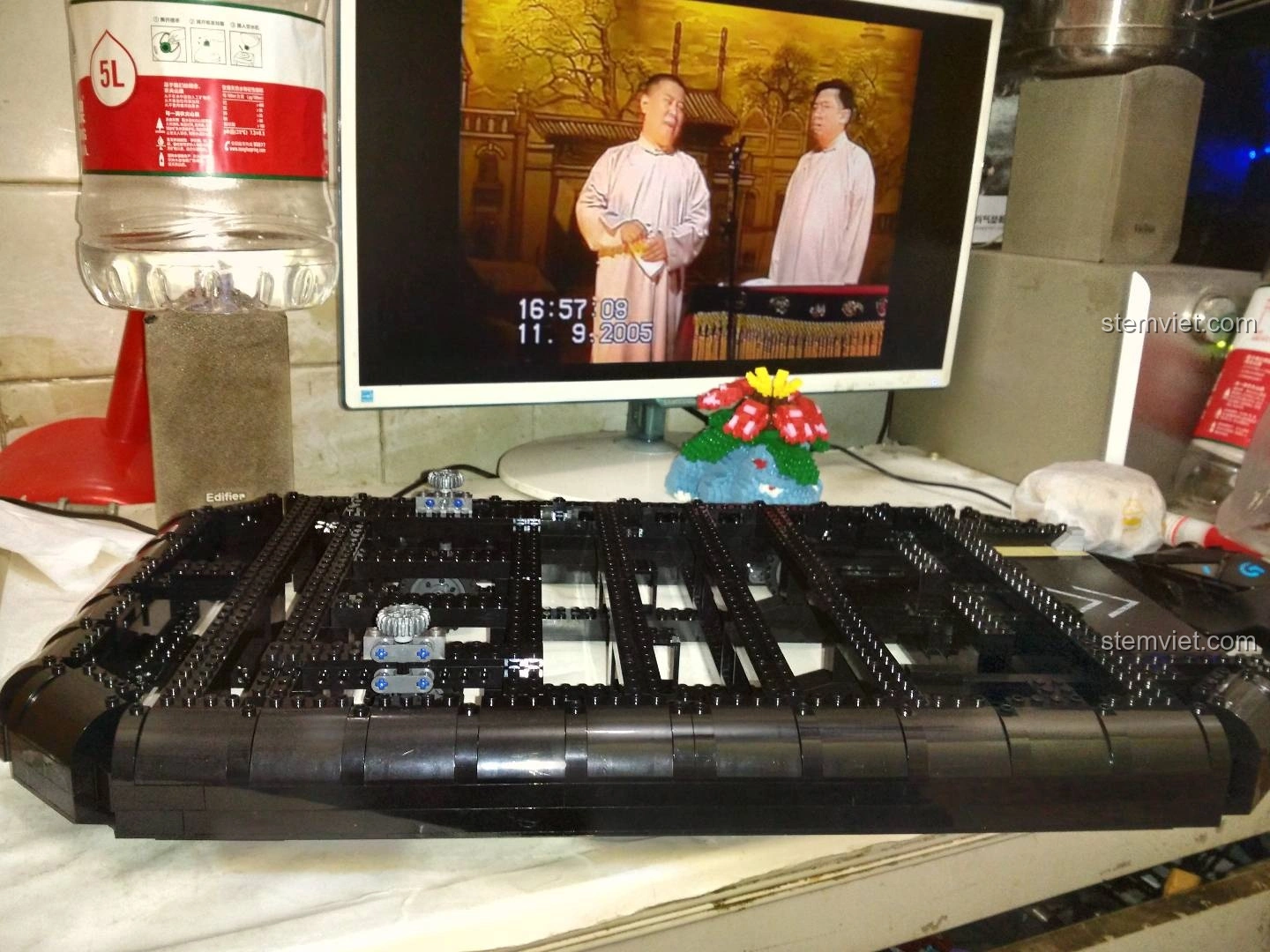 Khung gầm của Tàu Đổ Bộ Đệm Khí XINGBAO XB-06019 đã hoàn thiện, sẵn sàng cho các bước lắp ráp tiếp theo.