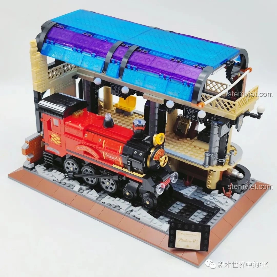 Mô hình hoàn chỉnh bộ đồ chơi mô hình Sân Ga 9 3/4 ZHEGAO DZ6007, góc nhìn tổng thể.