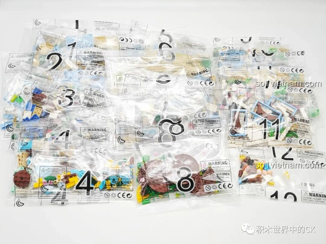 Các túi mảnh ghép được đánh số của ZHEGAO DZ6120 Nhà hoa mọng nước, giúp quá trình lắp ráp có tổ chức và dễ dàng hơn.