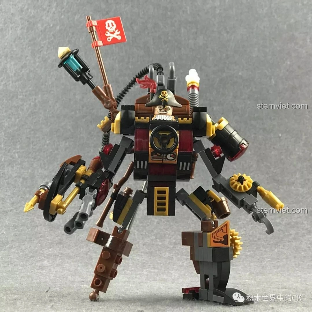 Robot Chiến Binh Hơi Nước Winner 8040 đã hoàn thành, đứng thẳng với thiết kế hải tặc steampunk.