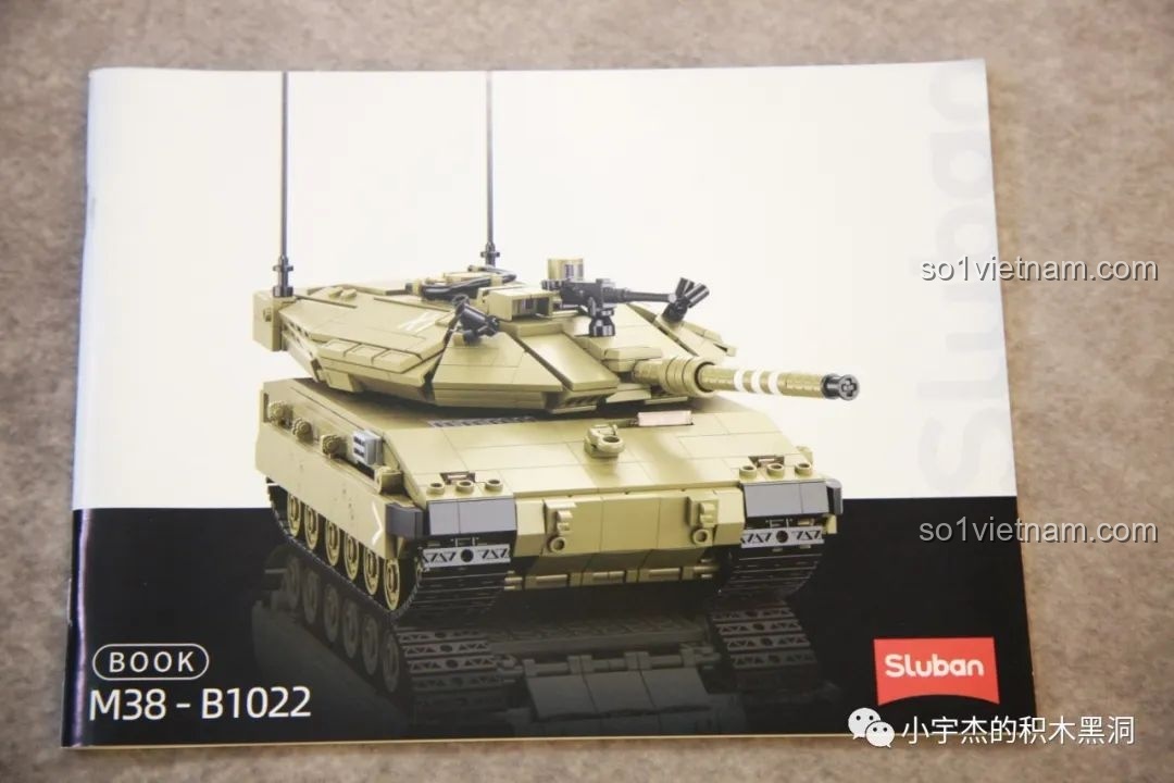 Bìa sách hướng dẫn lắp ráp chi tiết cho bộ đồ chơi xe tăng Merkava MK4 Sluban M38-B1022 với hình ảnh sản phẩm hoàn thiện.