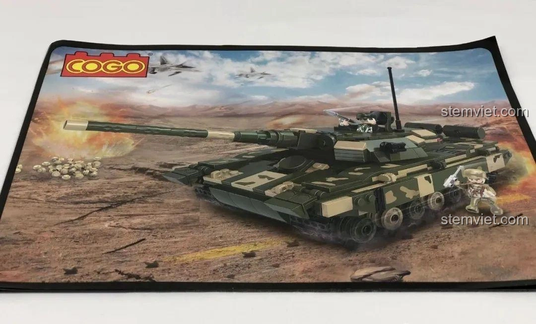 Sách hướng dẫn lắp ráp của bộ đồ chơi COGO 13384 Xe Tăng 99A, minh họa rõ ràng từng bước.