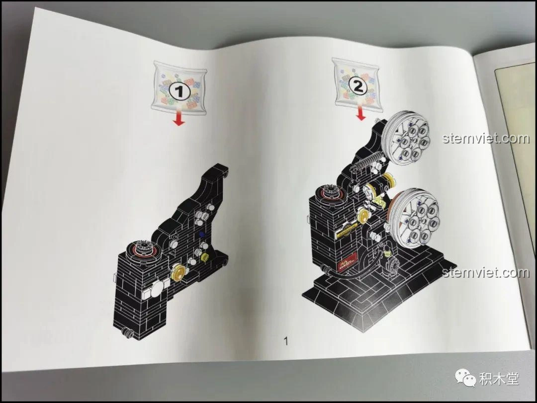 Sách hướng dẫn lắp ráp bộ lắp ghép Zhegao 00907 Máy Chiếu Phim Cổ Điển với các bước minh họa.