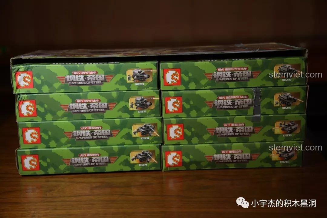 Tám hộp nhỏ riêng lẻ của bộ đồ chơi lắp ráp xe tăng quân sự Đức Sembo 101213, mỗi hộp chứa một phần của bộ sưu tập xe tăng Đức, dễ dàng cho bé khám phá.