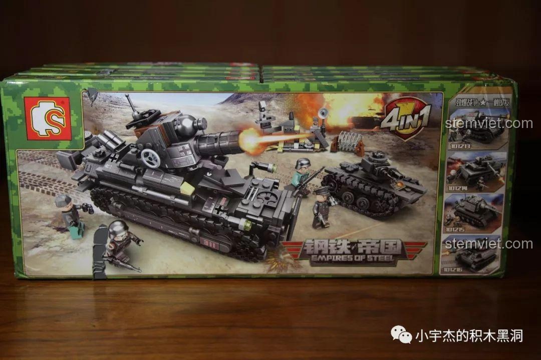 Mặt sau của hộp đồ chơi lắp ráp xe tăng quân sự Đức Sembo 101213, thể hiện khả năng lắp ghép thành một mô hình xe tăng lớn hơn, tăng tính sáng tạo cho bé.