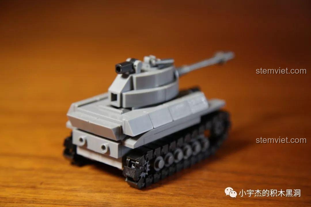 Các mảnh ghép của bộ lắp ghép Xe Tăng Quân Sự SEMBO 101216 King Tiger, đồ chơi mô hình Xe Tăng Đức, chất lượng cao.