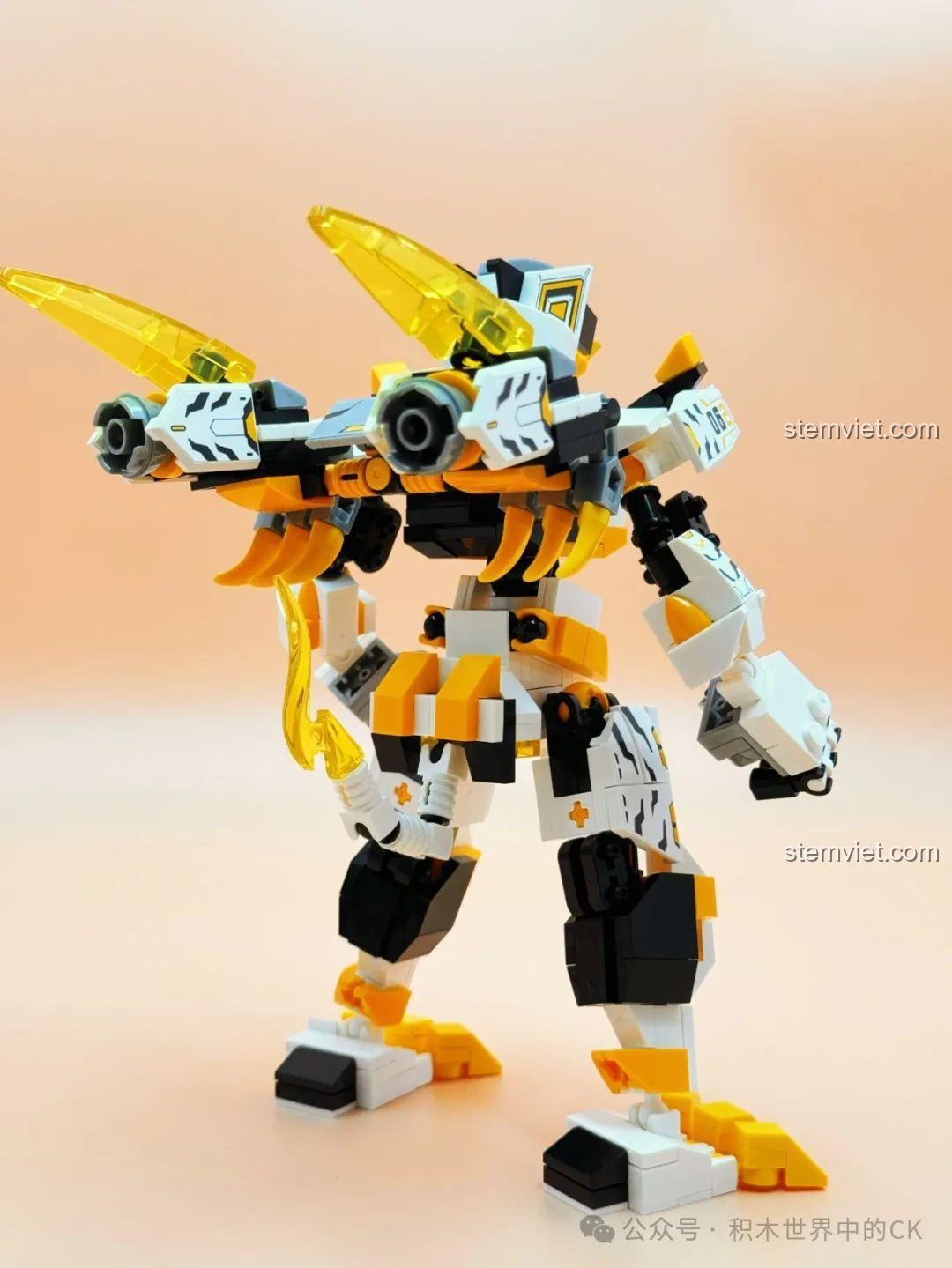 Mô hình robot Thanh Long màu xanh, không phải sản phẩm Robot Bạch Hổ 106062.