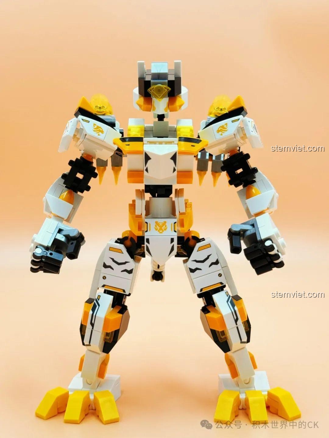 Mặt sau hộp bộ lắp ráp SEMBO 106062, hiển thị các tư thế và chức năng của Robot Bạch Hổ.