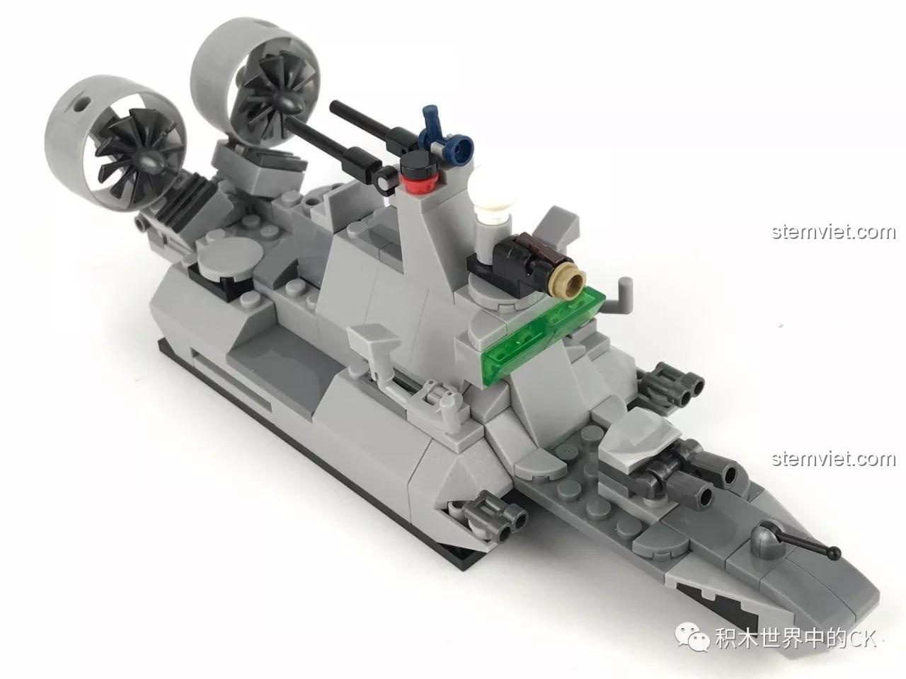 Góc nhìn khác của mô hình Tàu Tuần Tra Tốc Độ Cao SEMBO 12170, sẵn sàng cho nhiệm vụ