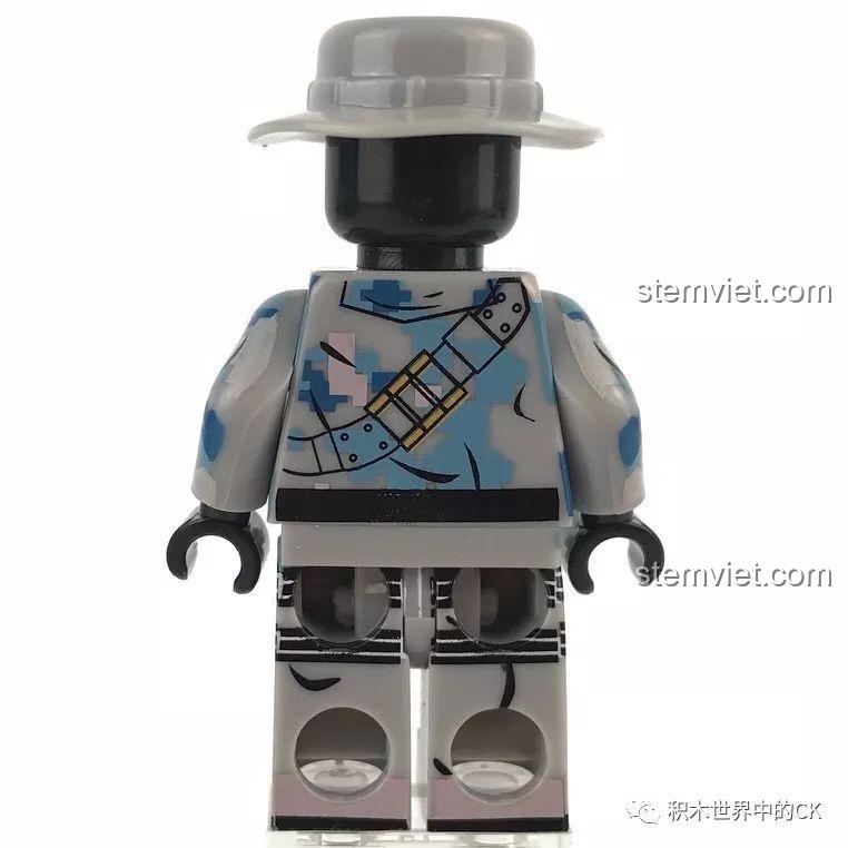Minifigure lính hải quân bộ lắp ráp SEMBO 12171 nhìn từ bên cạnh, thể hiện độ linh hoạt