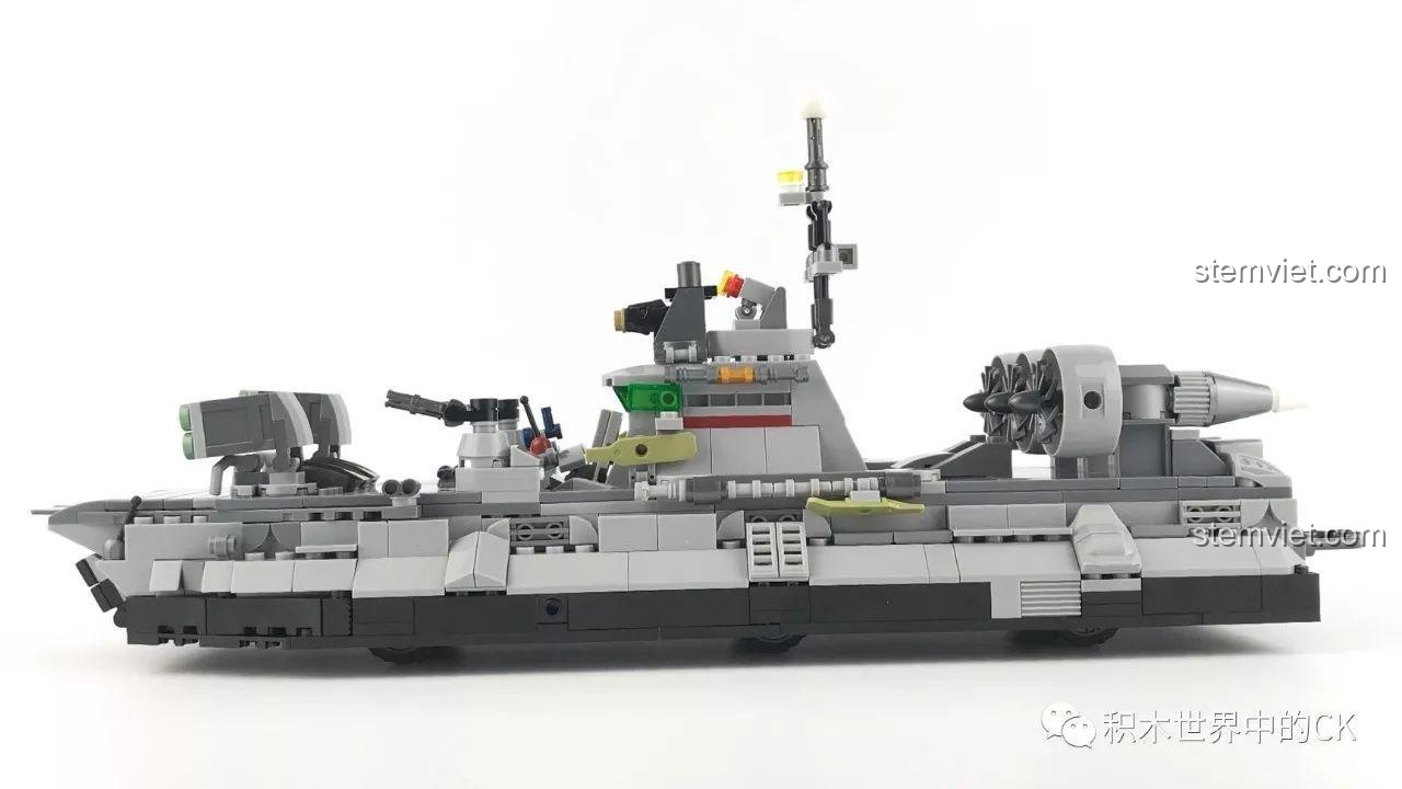 Tàu Đệm Khí Bison SEMBO 12171 nhìn từ trên cao, thể hiện bố cục tổng thể và các chi tiết nhỏ, đồ chơi lắp ghép chất lượng cao.