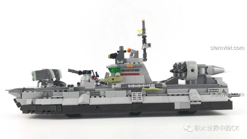 Mô hình Tàu Đệm Khí Bison hợp thể từ bộ lắp ráp SEMBO 12173, đồ chơi mô hình quân sự 4-in-1 cho bé trai 6 tuổi.