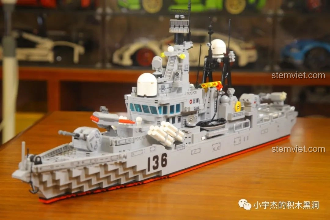 Mô hình tàu sân bay mini của SEMBO, một lựa chọn khác cho bé.