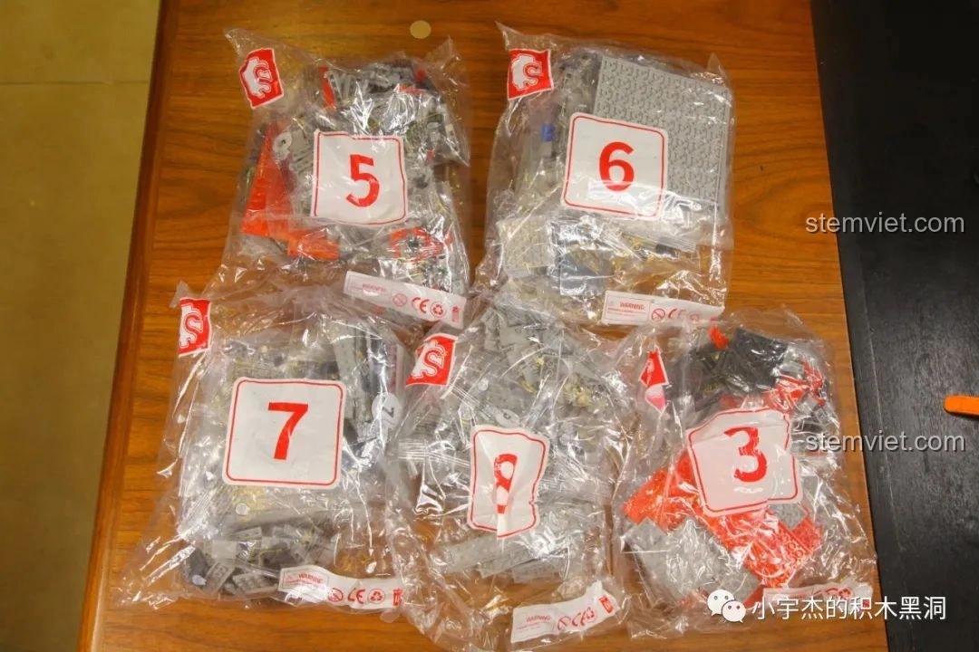 Tổng quan các túi mảnh ghép được phân loại theo từng bước lắp ráp của bộ SEMBO 202002.