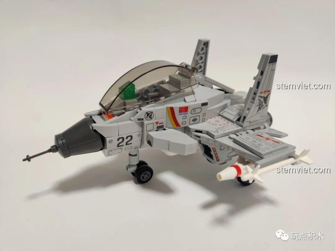 Góc nhìn chính diện của mô hình J-15 SEMBO 202037.