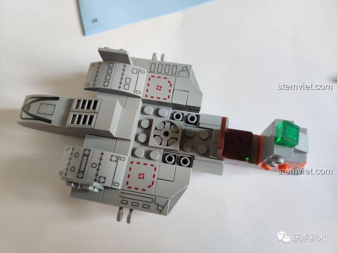 Chi tiết mũ và trang bị của minifigures SEMBO 202037.