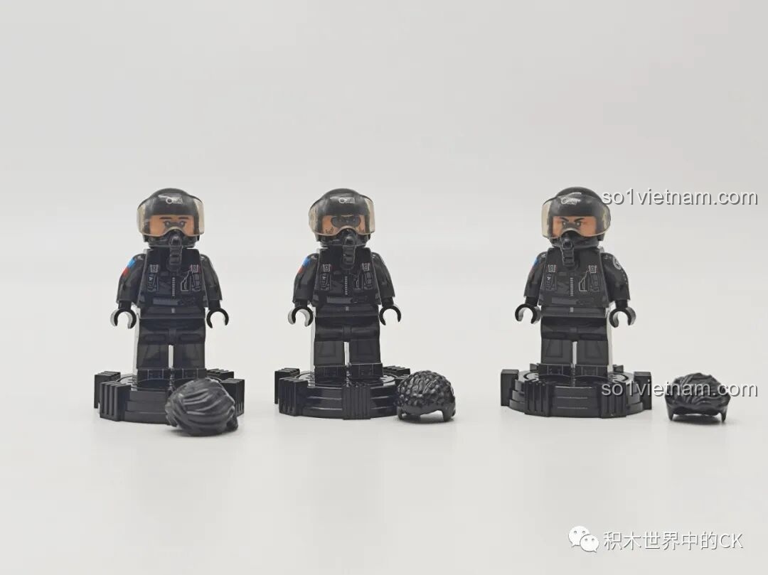 Các nhân vật mini đi kèm bộ SEMBO 202198 J-20C