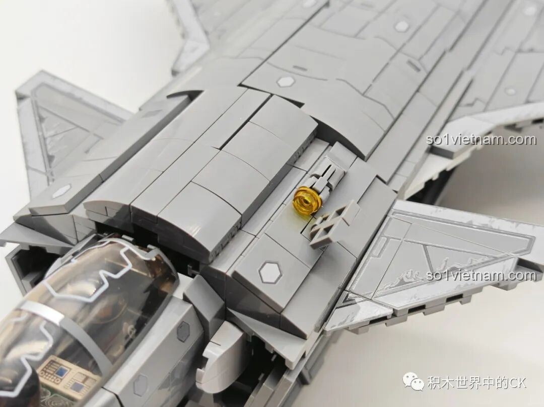 Chi tiết đầu máy bay SEMBO 202198 J-20C với buồng lái mở