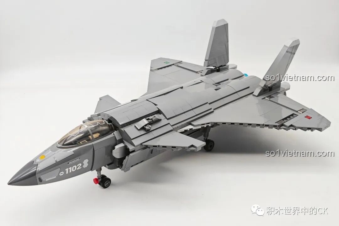 Nhân vật mini phi công J-20C