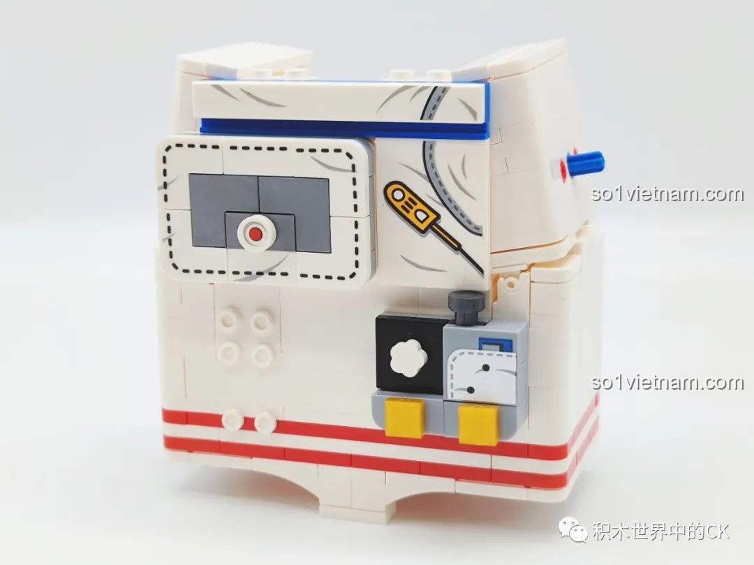 Các túi chi tiết được đóng gói trong hộp SEMBO 203330 Phi hành gia Kỷ niệm Sea of Stars