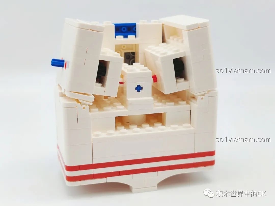 Các túi chi tiết được đóng gói trong hộp SEMBO 203330 Phi hành gia Kỷ niệm Sea of Stars