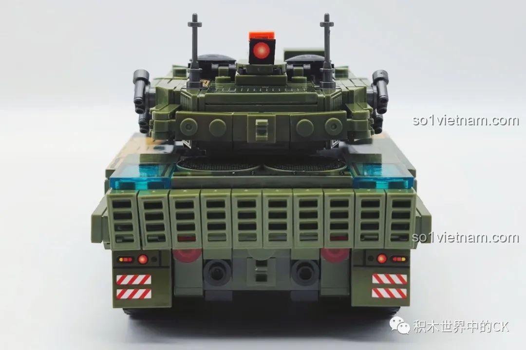 Cận cảnh chi tiết phần đầu xe tăng Leopard 2A6 trong bộ SEMBO 207003.
