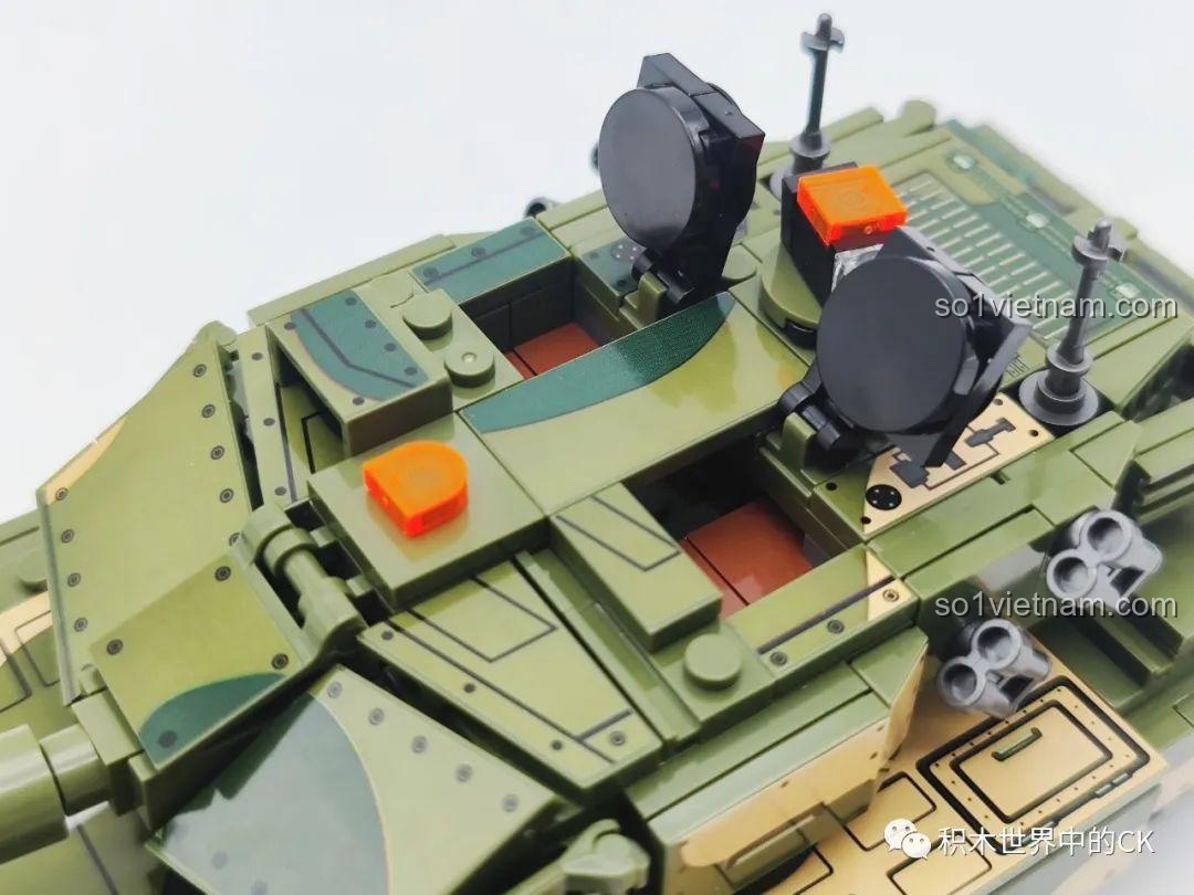 Chi tiết phần thân xe tăng Leopard 2A6 trong bộ SEMBO 207003.