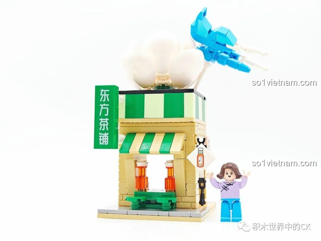 Chi tiết hàng rào vàng bao quanh khu vực cây hoa nhài trên mô hình SEMBO 301094 Oriental Leaf