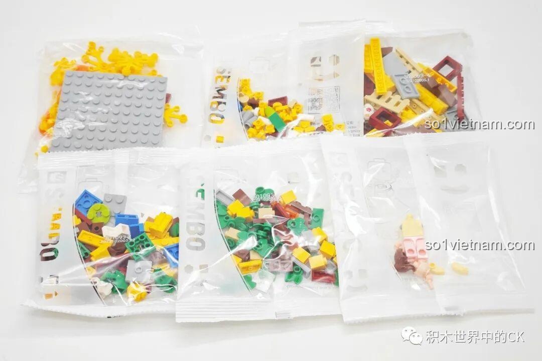 Chi tiết bên trong tiệm trà SEMBO 301094 Oriental Leaf với bàn ghế và các chai trà