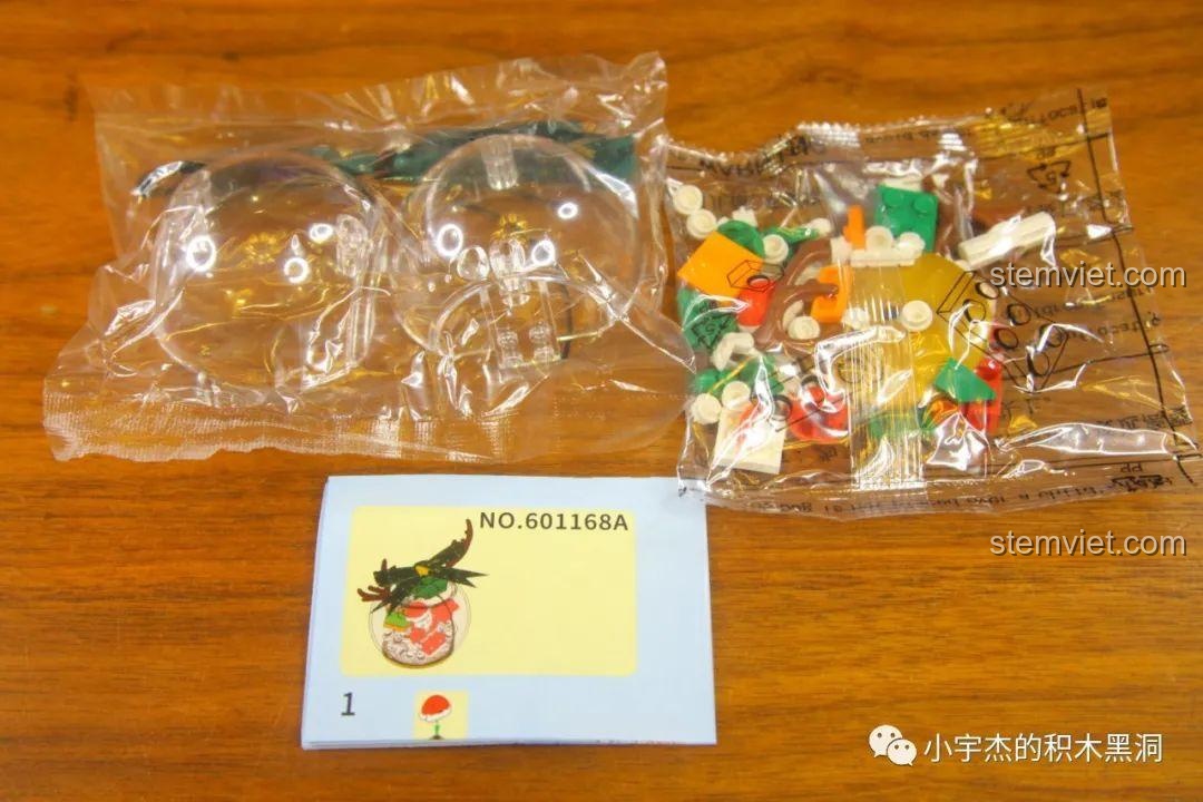 Hoàn thiện quả cầu pha lê Ông già Noel từ Bộ 4 Quả Cầu Pha Lê Giáng Sinh SEMBO 601155A