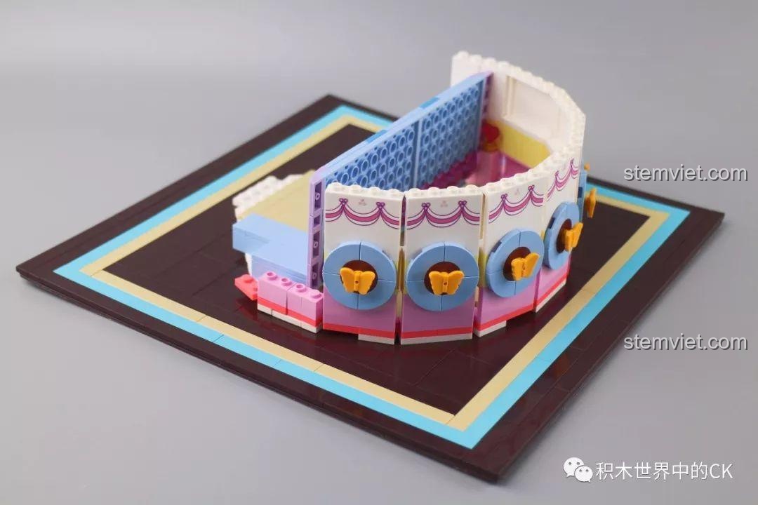 Sembo 601400 Bánh kem, Sembo Hộp quà 01400, Bánh kem Sembo 601400, quá trình lắp ráp nửa bánh kem.