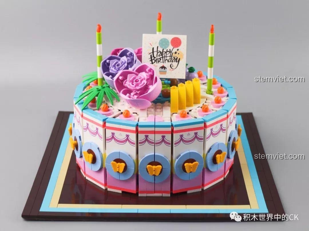 Hộp quà bí mật 1400, bộ lắp ghép Bánh sinh nhật Sembo, đồ chơi lắp ráp Bánh cưới 601400, bộ xếp hình Mô hình bánh kem 01400, minifigure cô dâu chú rể từ phía trước.