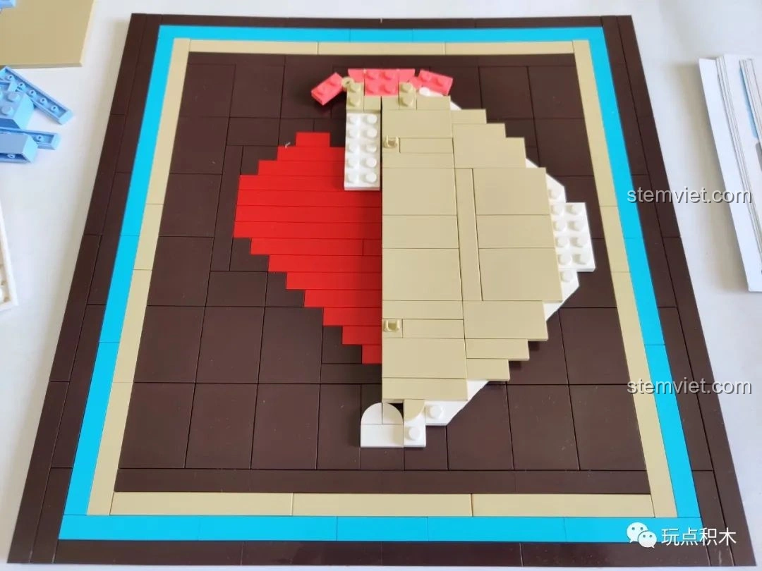 Hoàn thành một nửa thân bánh của Sembo 601400 Bánh Kem Hộp Quà