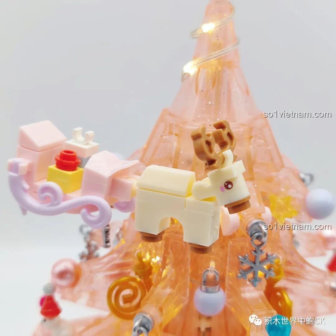 Mô hình Cây Thông Noel Pha Lê 5024 có đèn LED lung linh, chi tiết trong suốt phản chiếu ánh sáng đẹp mắt, món quà Giáng Sinh diệu kỳ, giá hời