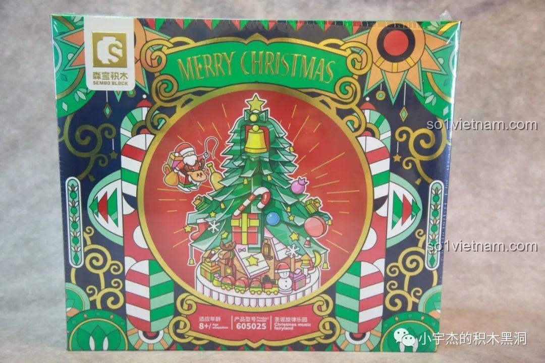 Hộp sản phẩm chính của bộ lắp ráp Cây Thông Giáng Sinh Nhạc Hội SEMBO 605025 với hình ảnh cây thông lấp lánh và dòng chữ 