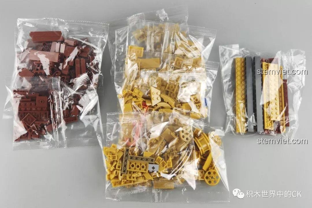 Các túi mảnh ghép của bộ lắp ráp SEMBO 605102 Tầm Long Xích Thám Tử Phố Tàu 3, đồ chơi mô hình chất lượng cao, sẵn sàng cho bé lắp ráp.