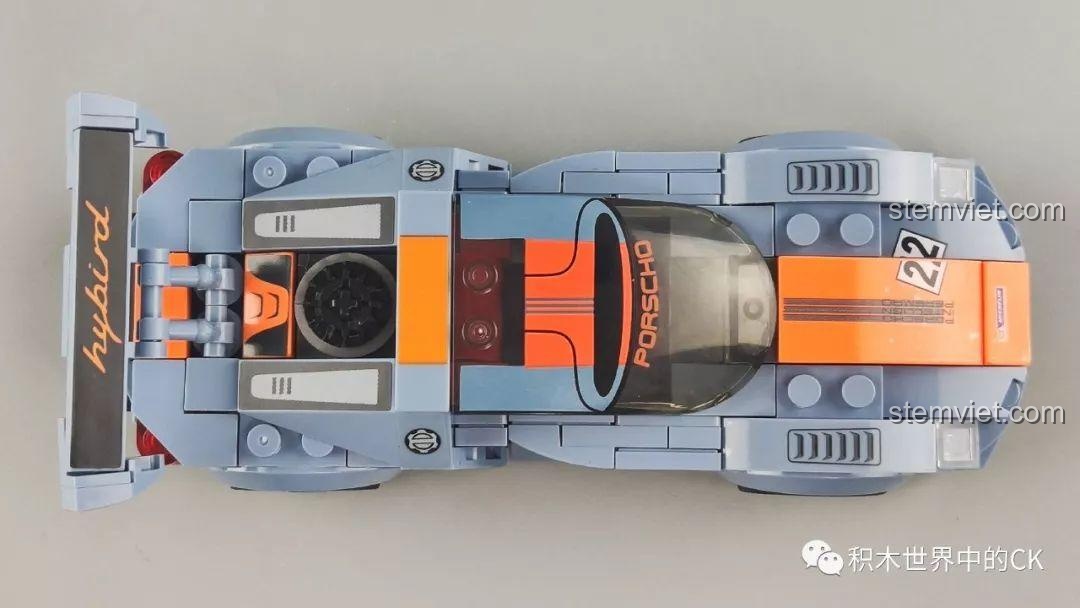 Mô hình xe đua màu xám cam Sembo 607050 với phần mái xe được tháo ra, lộ nội thất bên trong.