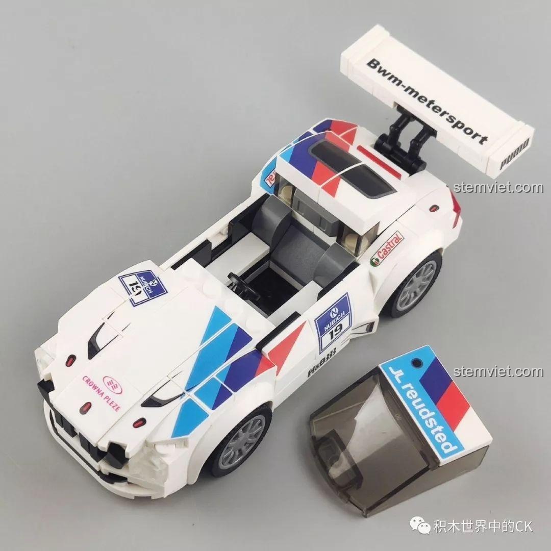 Mặt trước của mô hình xe đua màu vàng Sembo 607052, nổi bật lưới tản nhiệt và đèn pha.