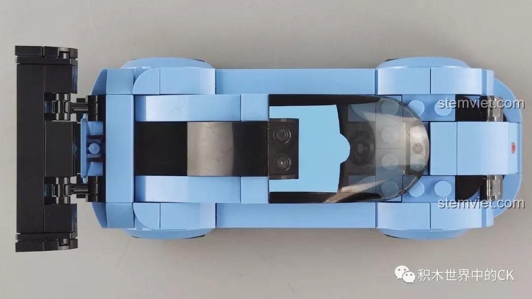 Góc nhìn thấp 3/4 phía trước của siêu xe SEMBO 607060 Apollo S, tôn lên vẻ hiện đại.