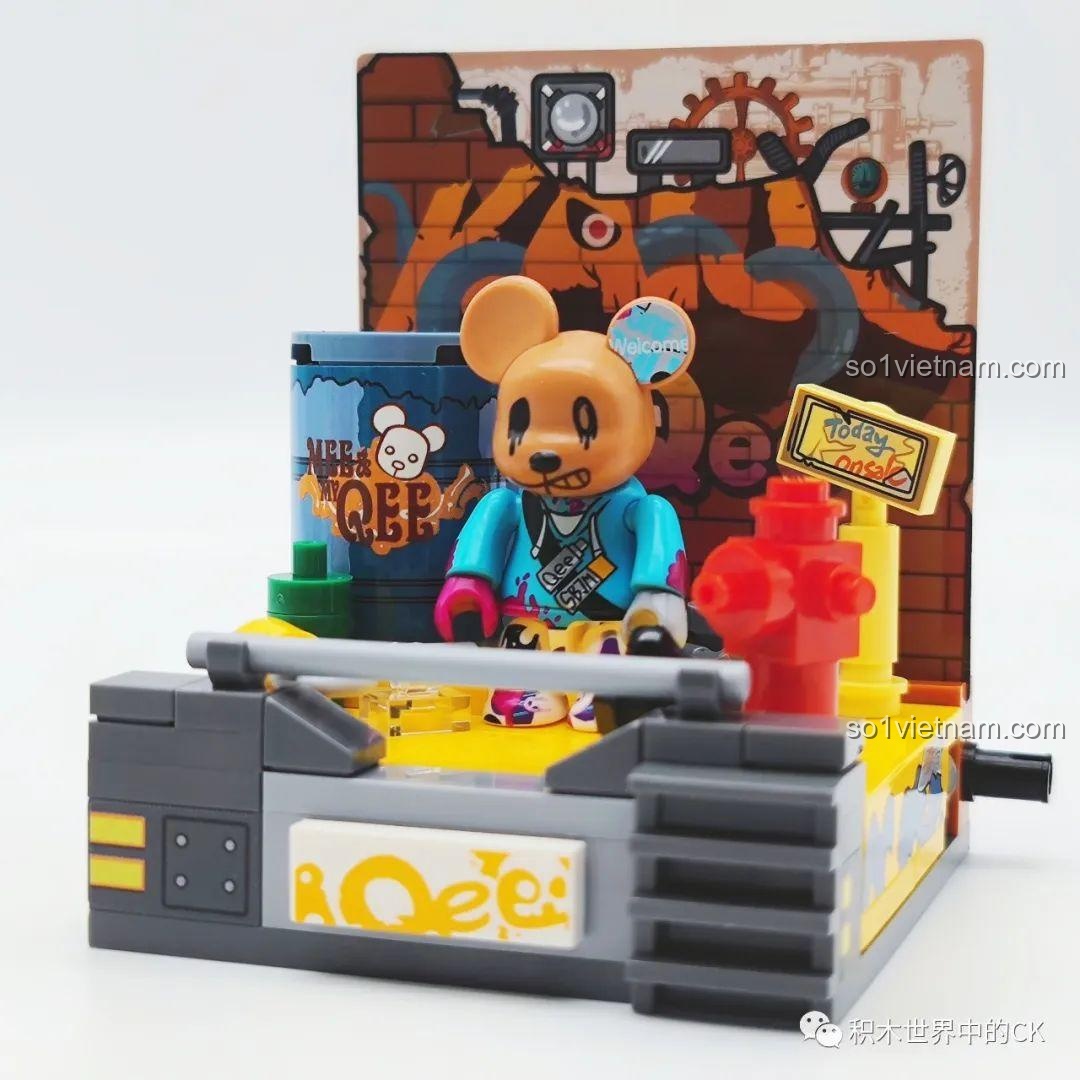 SEMBO 612007 Gấu Vẽ Graffiti - bối cảnh đường phố