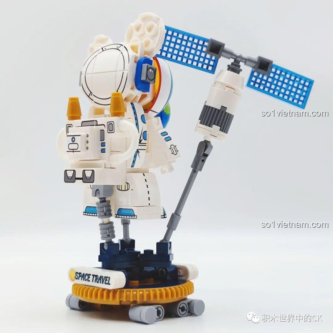 Chi tiết vệ tinh của bộ SEMBO 612012 Phi hành gia vũ trụ