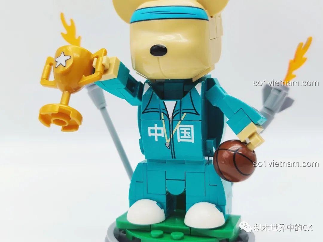 Mô hình SEMBO 612012 Phi hành gia vũ trụ đã hoàn thiện