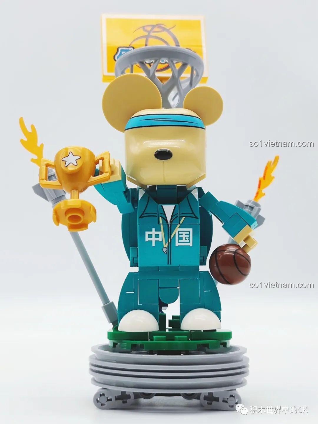 Quá trình lắp ráp bộ SEMBO 612012 Phi hành gia vũ trụ