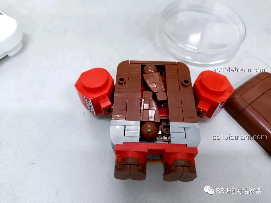 Mô hình Domo-Kun Quyền Vương đã hoàn thiện với găng tay boxing