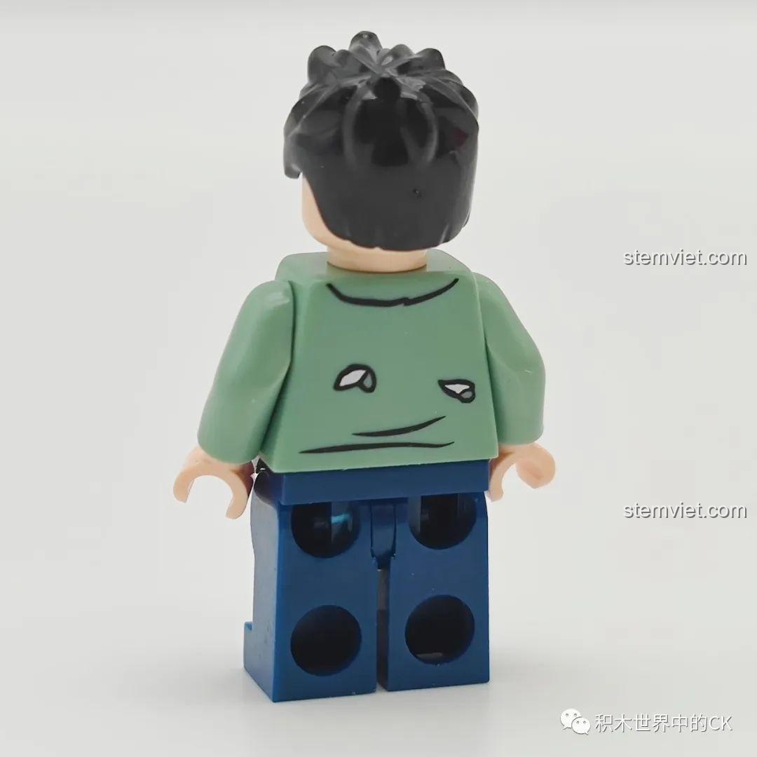 Mô hình Sếp Cua SEMBO 613104 hoàn chỉnh, với càng cua mở ra chứa đầy vàng.