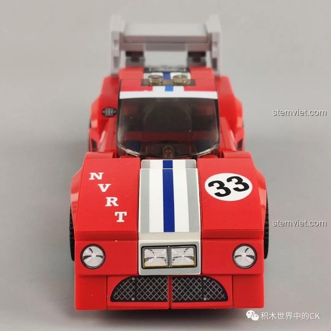 Cận cảnh phần thân của mô hình xe đua SEMBO 63 Mô hình xe đua Ferrari BB512 Le Mans, với các chi tiết decal.