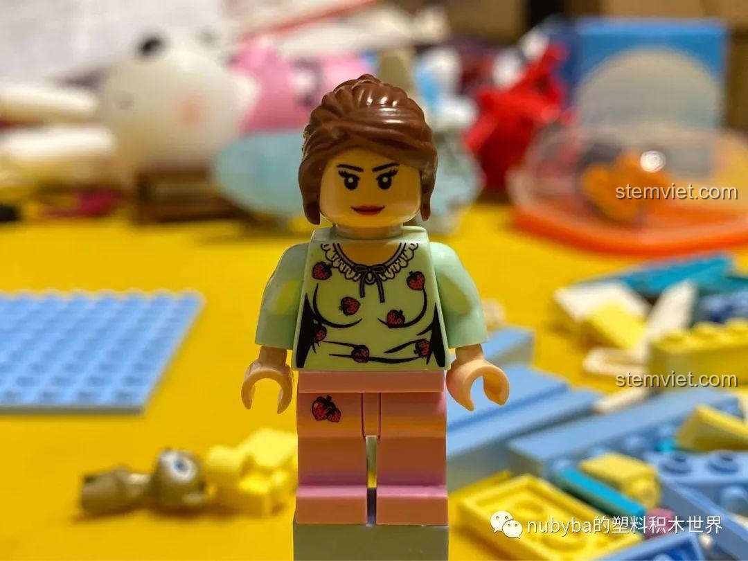 SEMBO BLOCK 601504 Phòng ngủ - Minifigure và giường ngủ